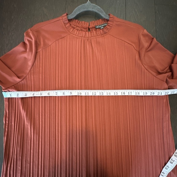 Adrianna Papell Blouse Pleated XL Burnt Orange Long Sleeve Ruffle Old Money 70s - Picture 7 of 7